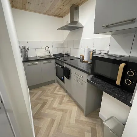 Apartment Unique Duplex Free Parking Free Wi-fi 6 Minutes From Leeds Centre