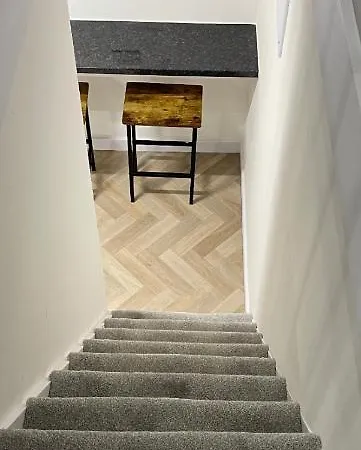 شقة Unique Duplex Free Parking Free Wi-fi 6 Minutes From Leeds Centre ليدز